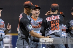 MEXICALI, BC, OCTUBRE 12. Acciones del juego inaugural entre Naranjeros de Hermosillo y Águilas de Mexicali, Liga Mexicana del Pacífico, Estadio B´A ir.(Foto: Armando Ruiz/Expreso Deportivo)