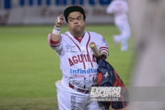 MEXICALI, BC, OCTUBRE 12. Acciones del juego inaugural entre Naranjeros de Hermosillo y Águilas de Mexicali, Liga Mexicana del Pacífico, Estadio B´A ir.(Foto: Armando Ruiz/Expreso Deportivo)