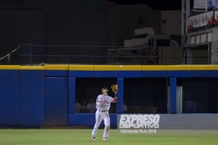 MEXICALI, BC, OCTUBRE 12. Acciones del juego inaugural entre Naranjeros de Hermosillo y Águilas de Mexicali, Liga Mexicana del Pacífico, Estadio B´A ir.(Foto: Armando Ruiz/Expreso Deportivo)