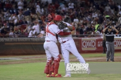 MEXICALI, BC, OCTUBRE 12. Acciones del juego inaugural entre Naranjeros de Hermosillo y Águilas de Mexicali, Liga Mexicana del Pacífico, Estadio B´A ir.(Foto: Armando Ruiz/Expreso Deportivo)