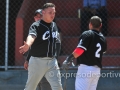 MEXICALI, BC. ABRIL 03. Acciones del encuentro entre amigos del Cuba vs Amigos del Cali, Liga Amateur de Beisbol de Mexicali.(Foto: Felipe Zavala/Expreso Deportivo)