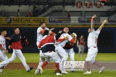 VEnados vs Aguilas (25)